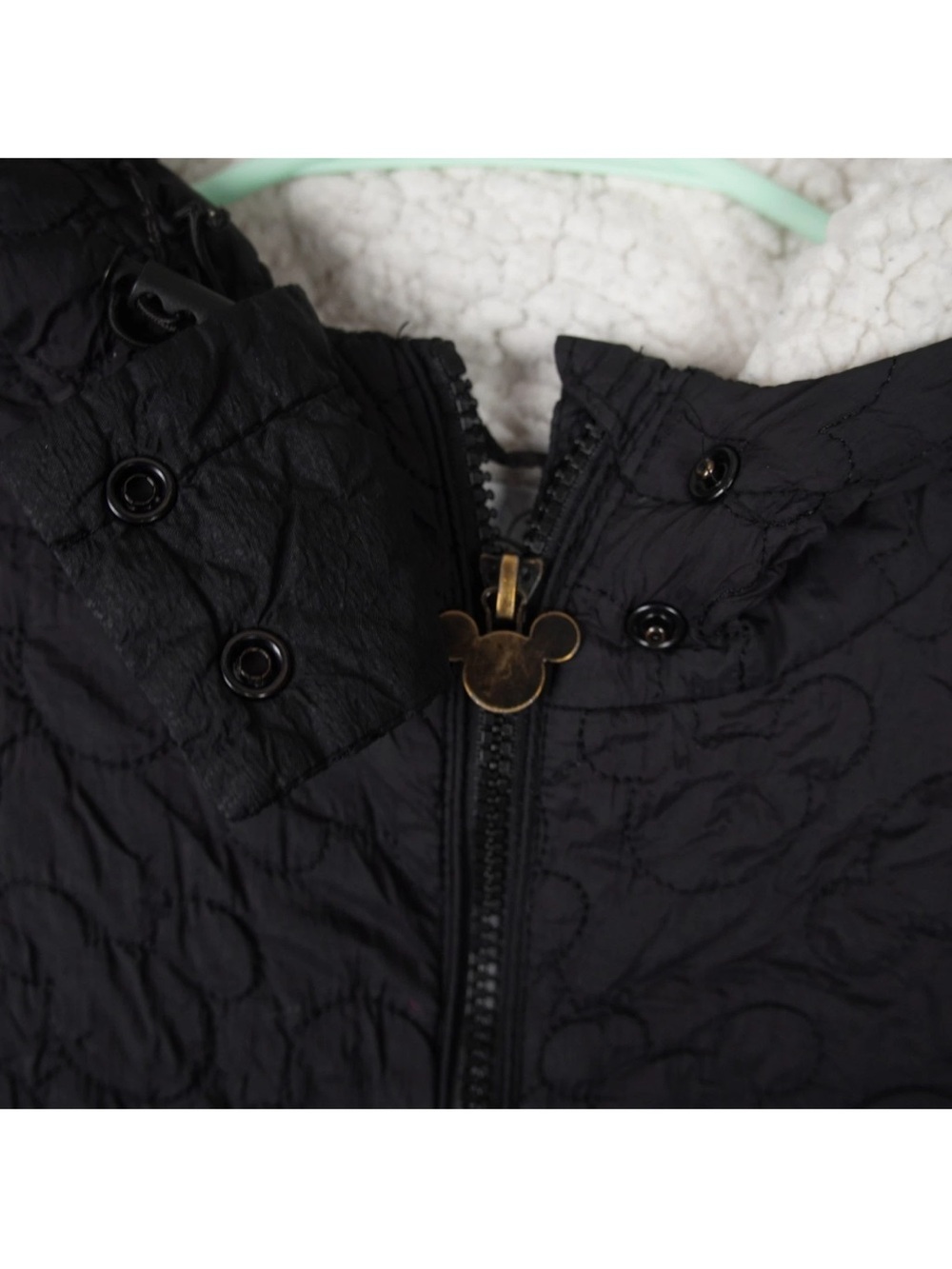Disney Parks Quilted Mickey Mouse Ears Hooded Sherpa Jacket Womens Small Black - Picture 5 of 15